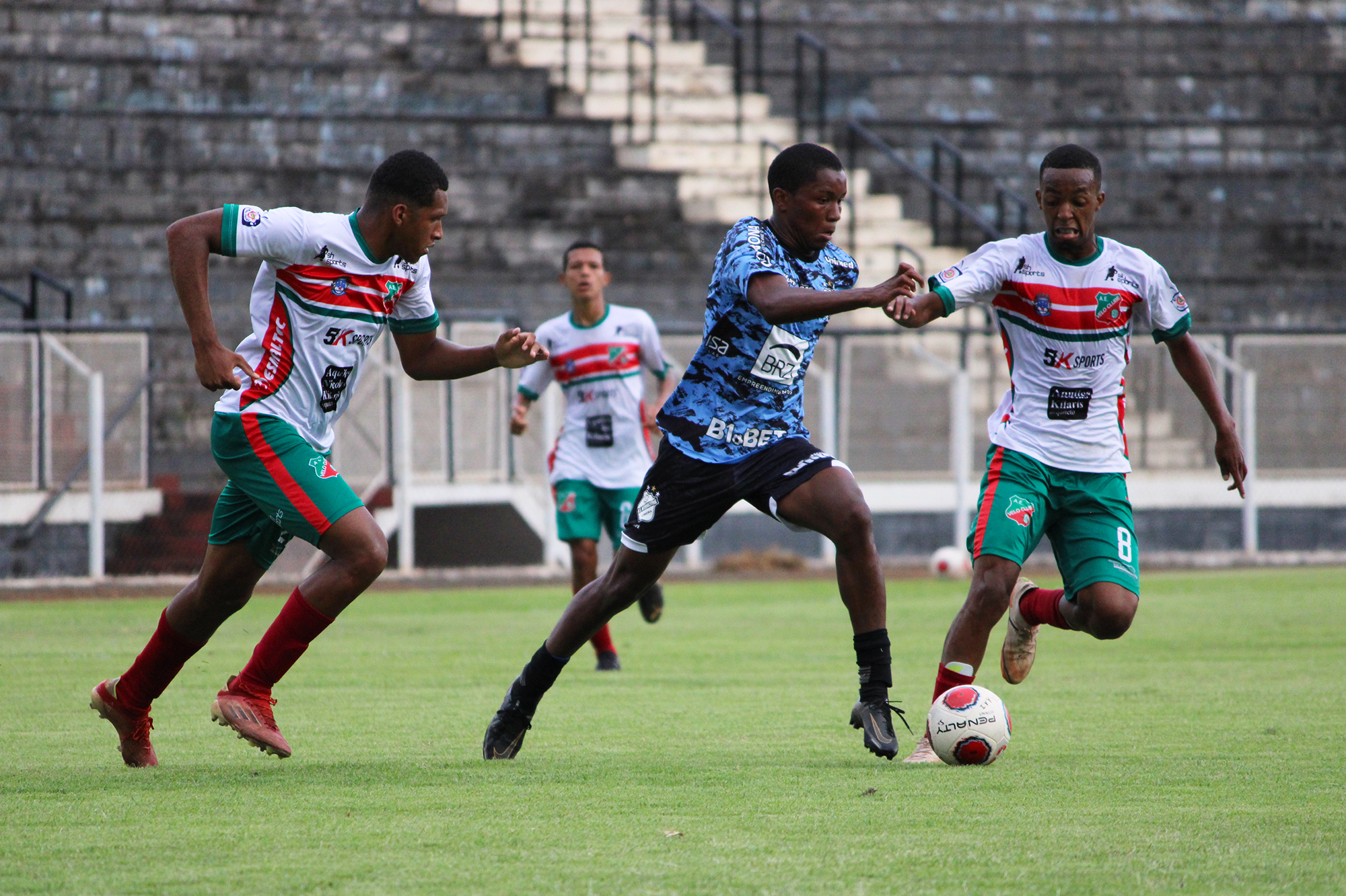 Sub-20 da Internacional bate Velo Clube no Limeirão