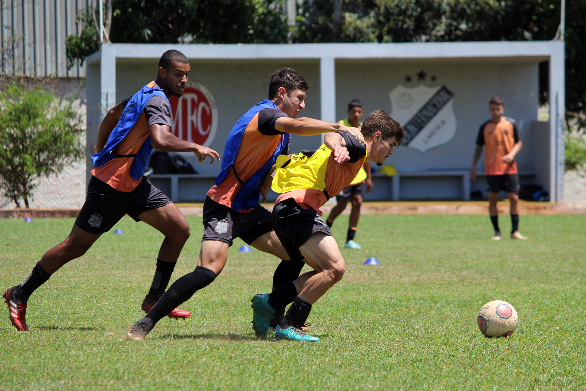 Sub-20 da Internacional marca jogo-treino contra time de Cosmópolis