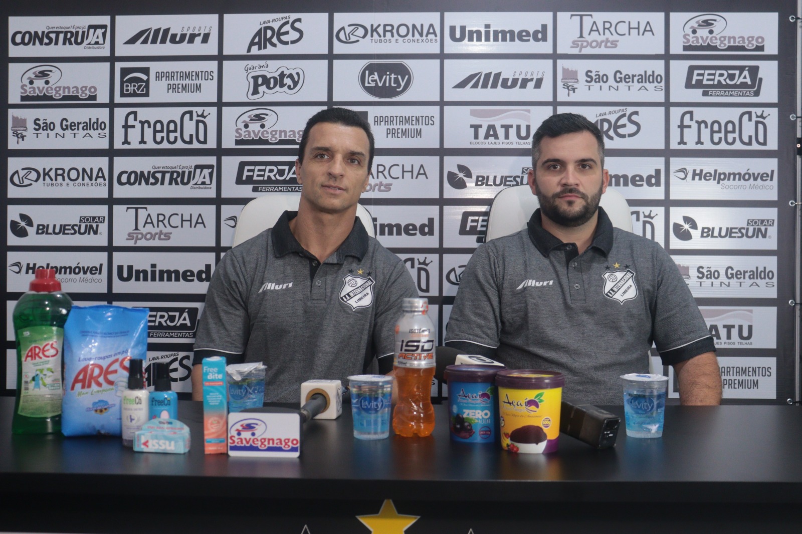 Coletiva de apresentação do técnico Júnior Rocha e do Executivo Pedro Soriano